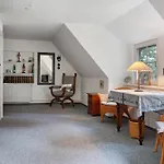 Reetdachchalet * Emmelsbull-Horsbull