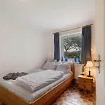 Reetdachchalet * Emmelsbull-Horsbull